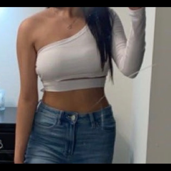 Top - Picture 2 of 2